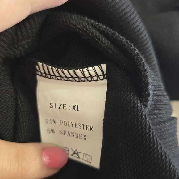 Black and Leopard Print Pumpkin Sweatshirt XL NWT - Picture 4 of 4